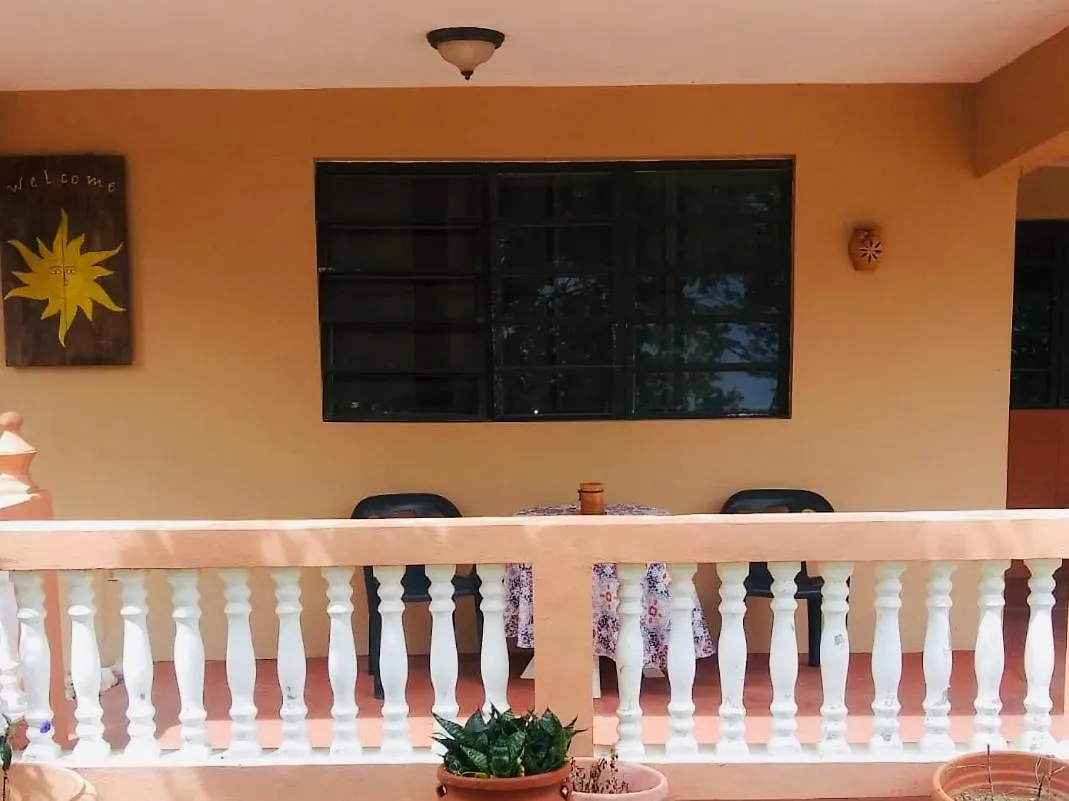 Brisas Del Mar 1/1 Front Beach Apartment Rincon